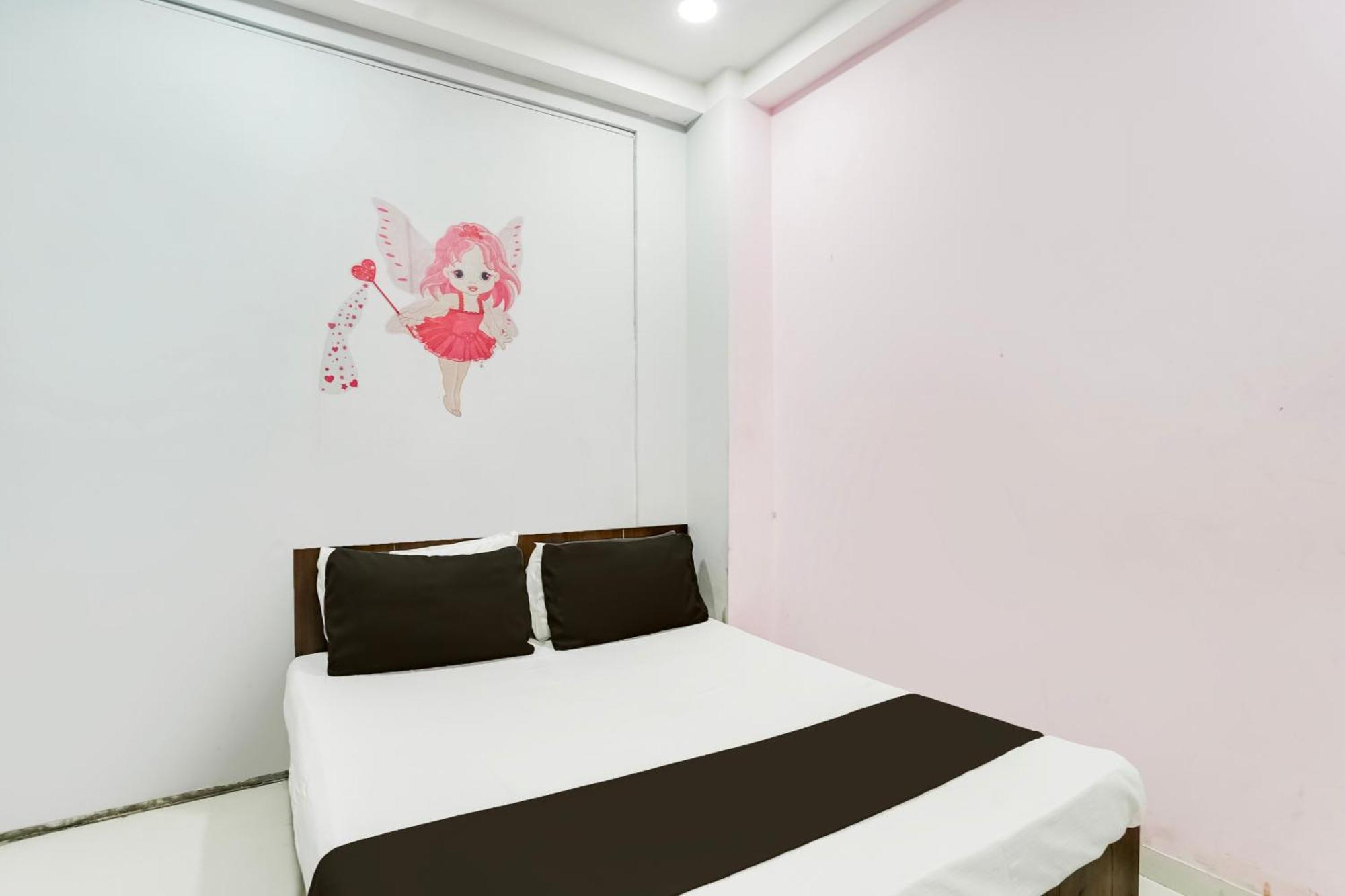 סוראט Hotel O Day Night Rooms מראה חיצוני תמונה