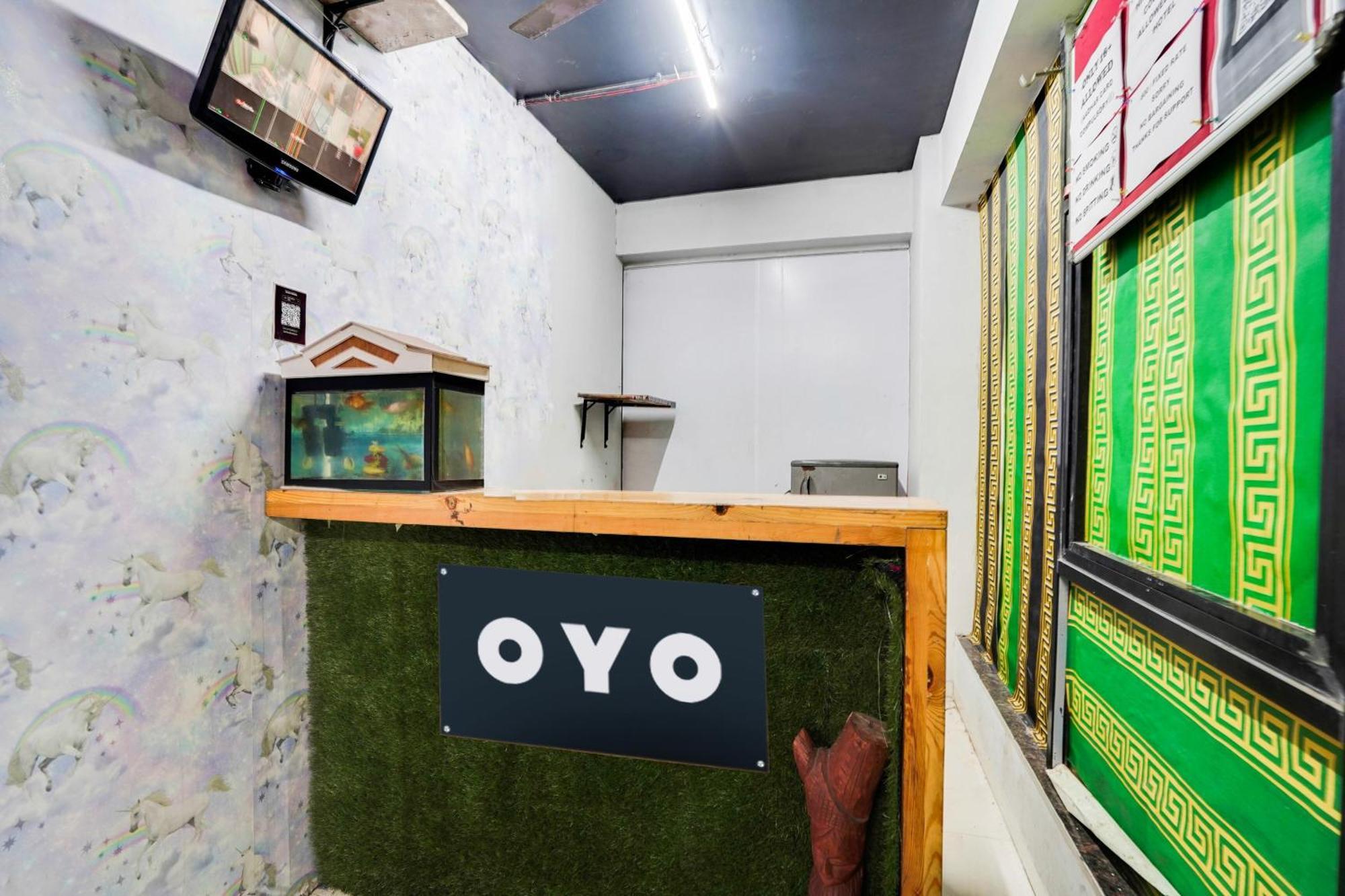 סוראט Hotel O Day Night Rooms מראה חיצוני תמונה